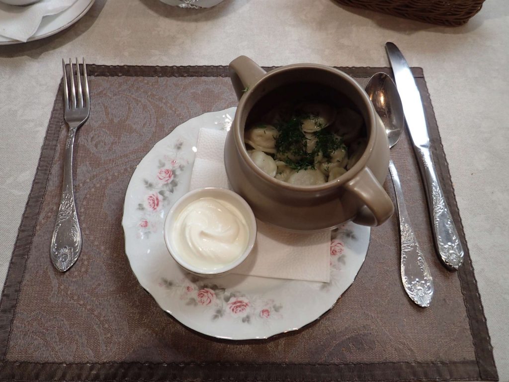 Pelmeni dumplings with sour cream (dairy! At last!)