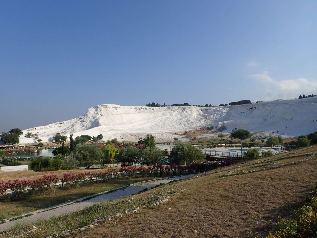 The white walls of Pamukkale