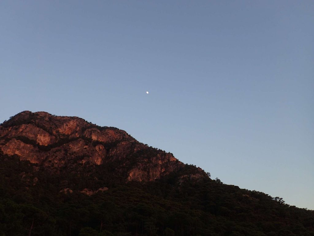 The monolith of rock looming over Kabak valley