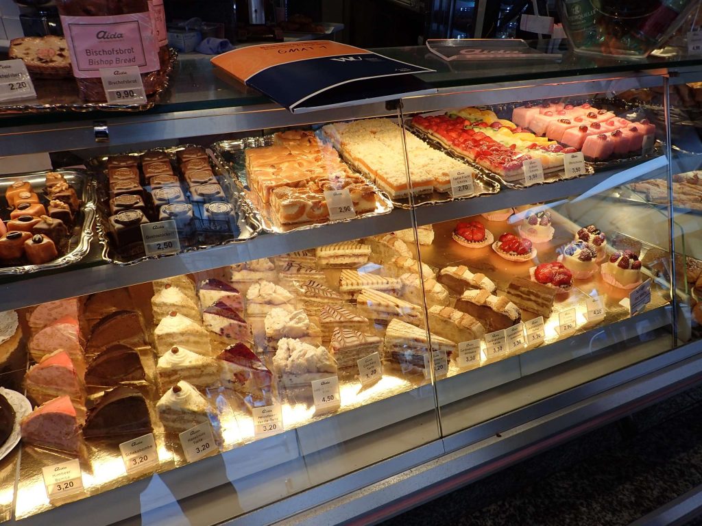 Rows of beautiful cakes, slices, and tarts – I would recommend you put this at the top of your Vienna list, too!