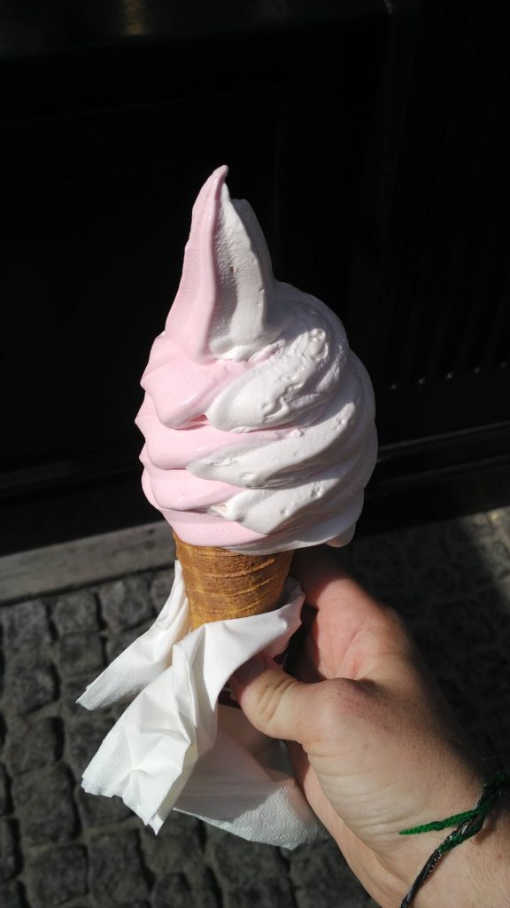 A surprisingly – I never thought I’d say this – ‘meaty’ soft serve